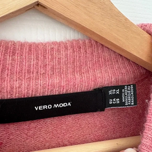Vero Moda sweater - Picture 2 of 6